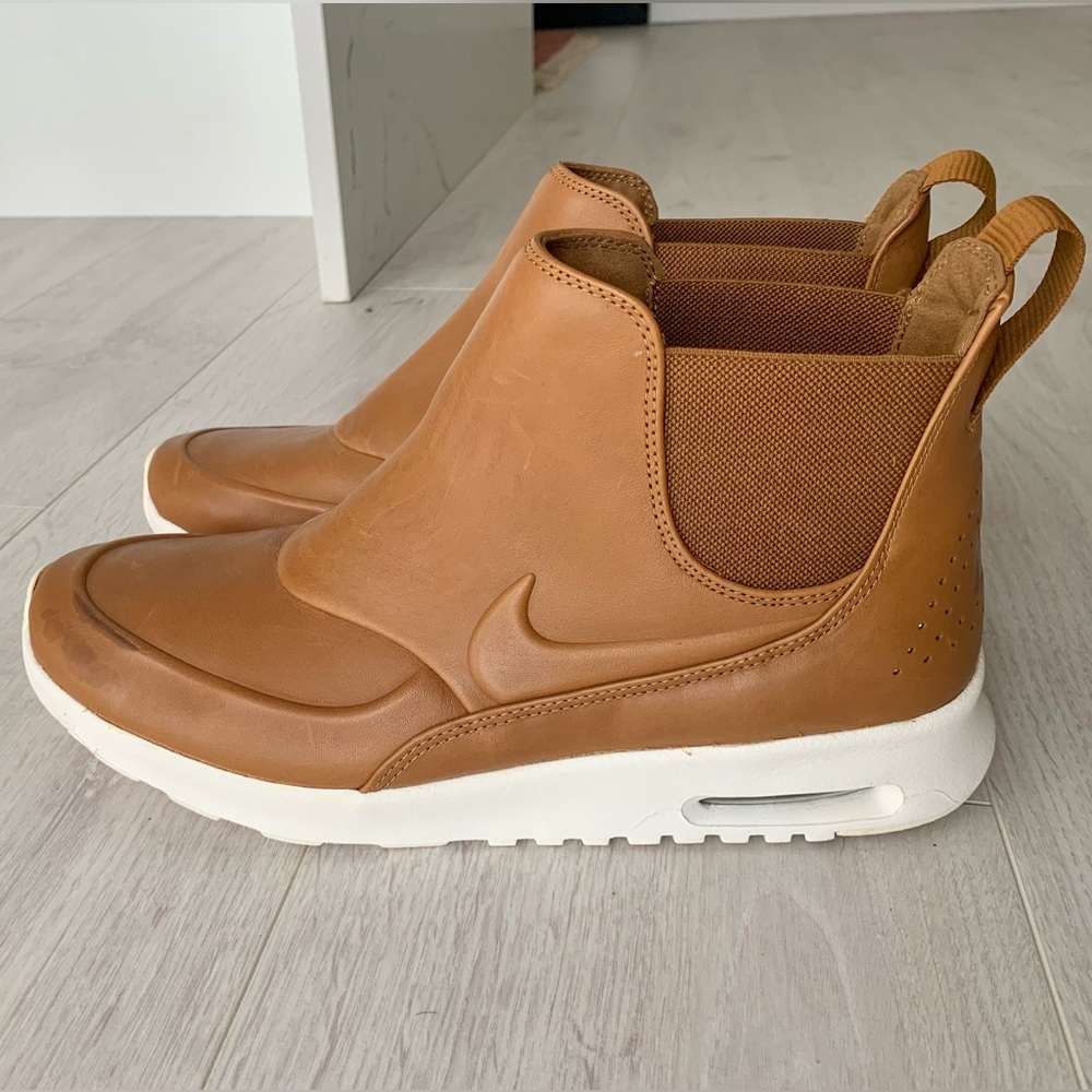 Nike Air Max Women’s boot